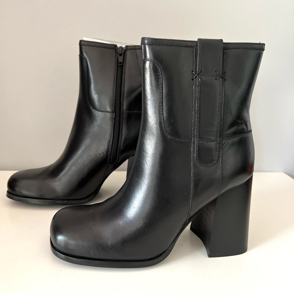 🌻🆕FREE PEOPLE Naomi Ankle Heel Boots-Black-Size 8 - Picture 8 of 16